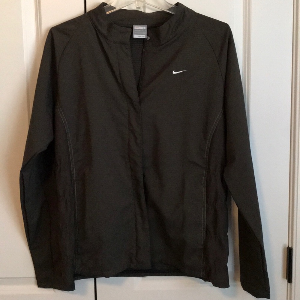Cute Olive Green Nike Windbreaker Jacket